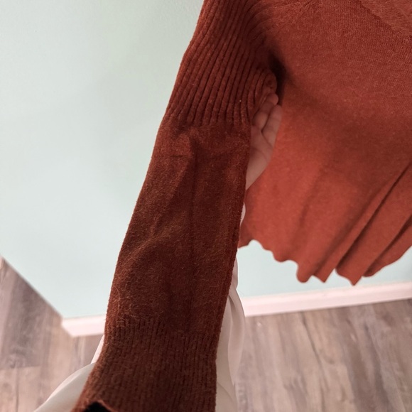 Time And Tru Cowel Neck Tunic Cozy Rust Sweater Size Medium - Picture 4 of 7